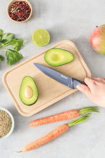 Tefal Fresh Kitchen Chef Knife With Cover 15Cm Titanium Non Stick Coating Ideal For Slicing &Amp; Chopping All Types Of Food High Performance Stainless Steel K1220304 6 Tefal Fresh Kitchen Chef Knife With Cover 15Cm Titanium Non Stick Coating Ideal For Slicing &Amp; Chopping All Types Of Food High Performance Stainless Steel K1220304