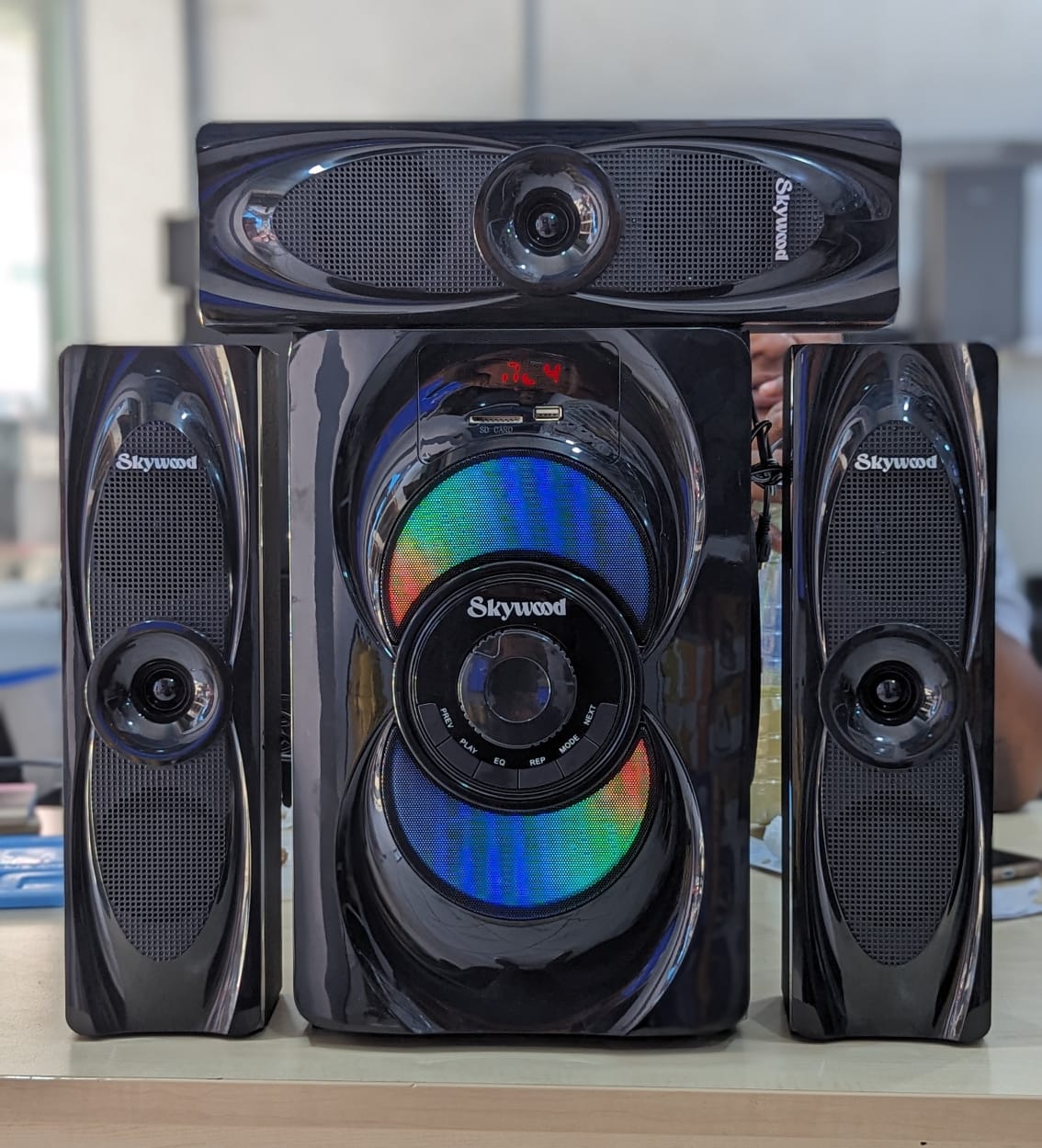 Skywood Subwoofer R-25 1 Skywood Subwoofer R-25