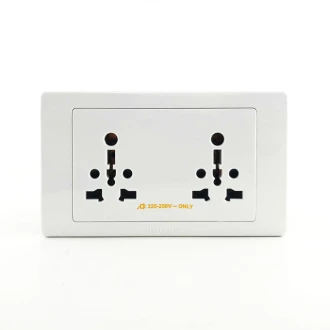 Tronic Twin Universal Socket