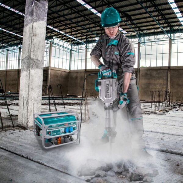 Total Demolition Breaker 1700W TH215456