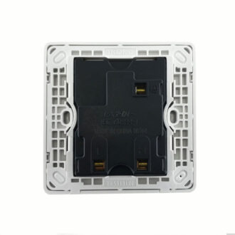 Tronic Single Universal Switch Socket With USB